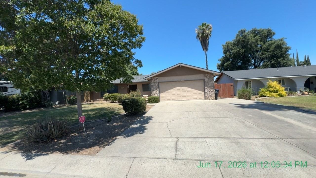 3504 W Cutler Ave