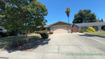 featured image of 3504 W Cutler Ave
