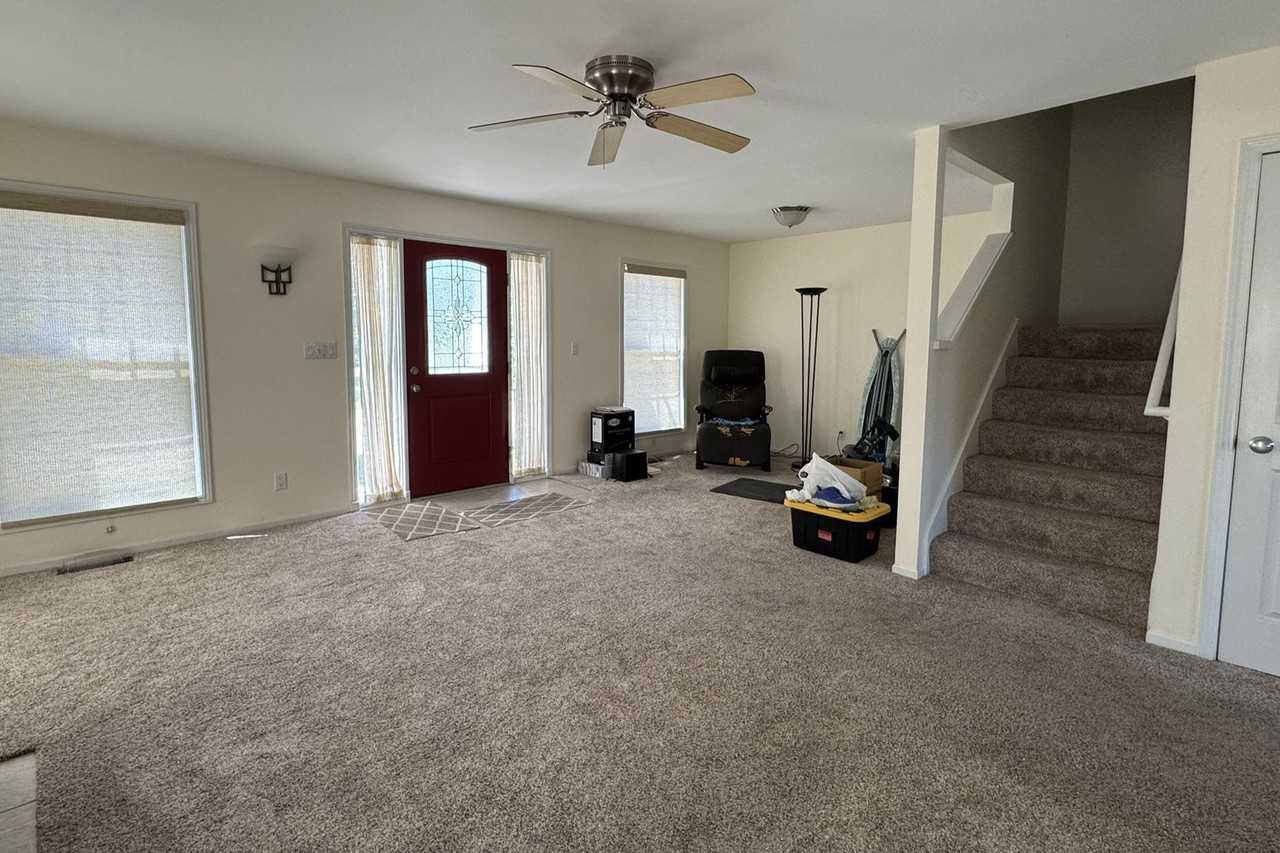 2723 Hampton St - Photo 3 of 19