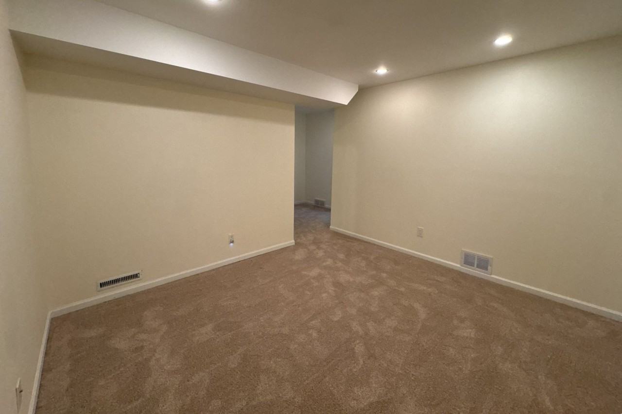 2723 Hampton St - Photo 5 of 19