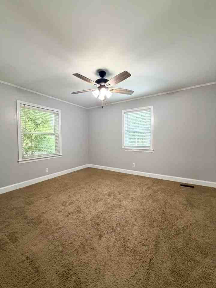 522 Smyrna Rd - Photo 5 of 7