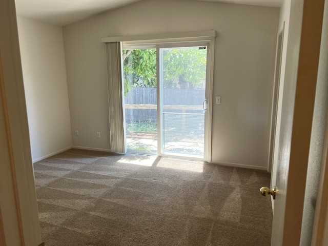 120 Philip Drive - Photo 6 of 15