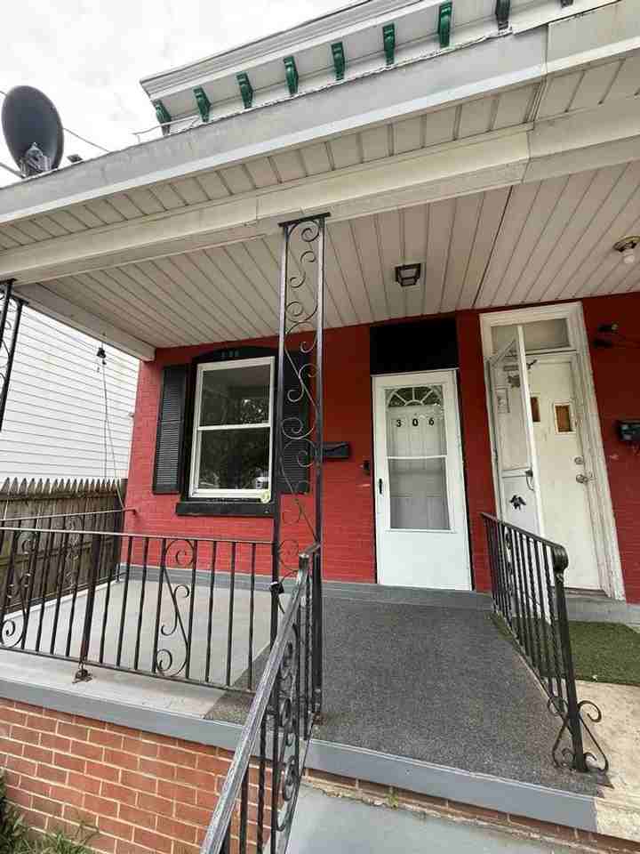 306 Dayton St - Photo 5 of 25
