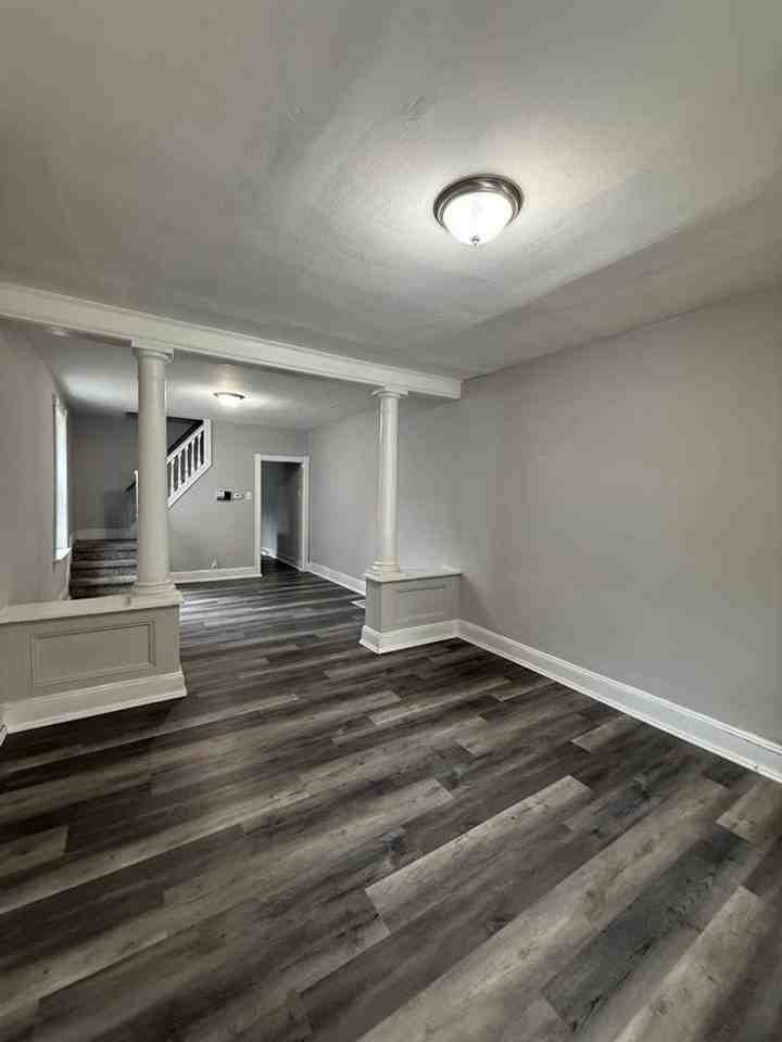306 Dayton St - Photo 7 of 25