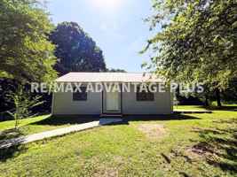 featured image of 9982 Green Bay Rd