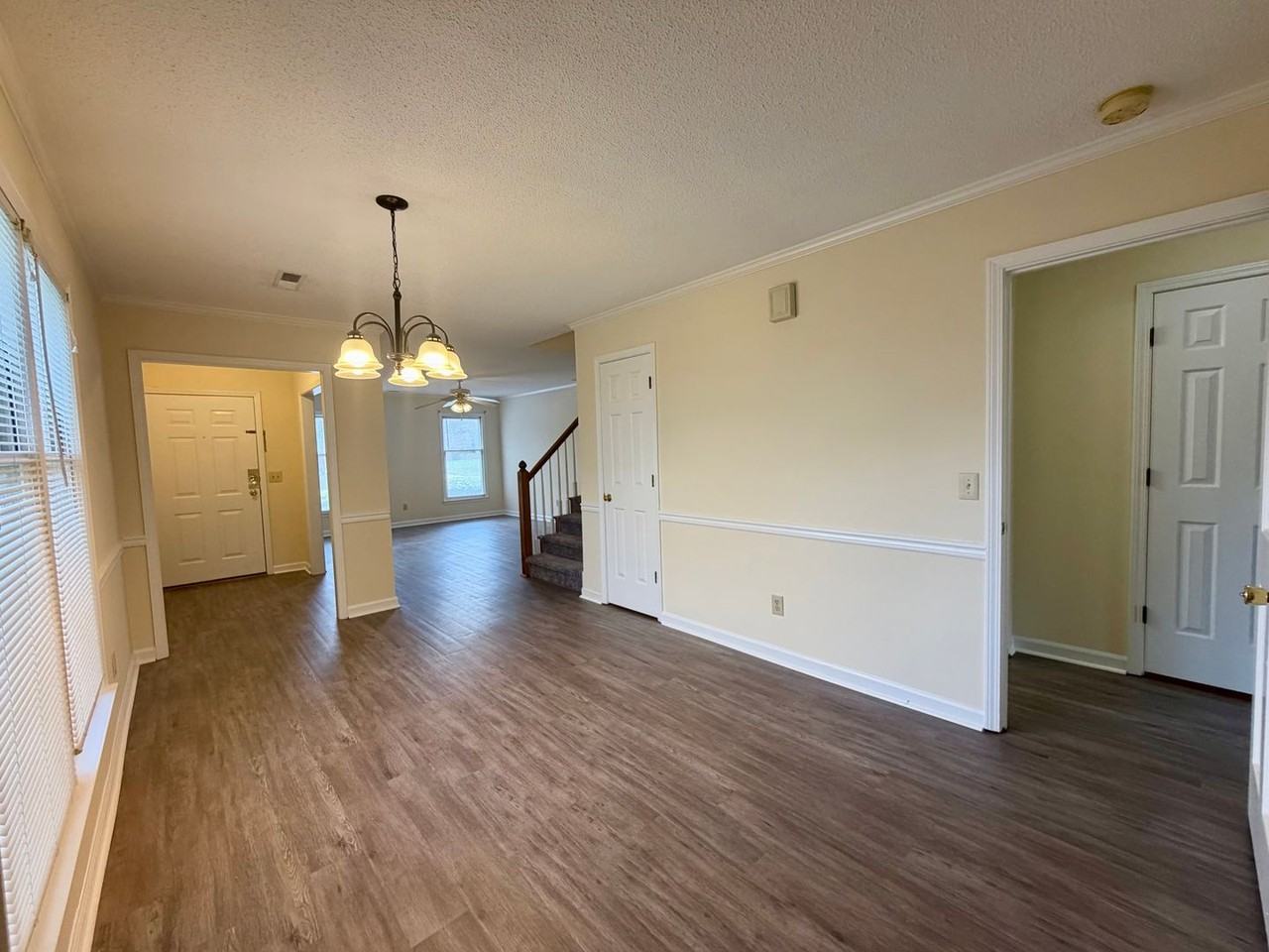 2051 Tudor St - Photo 4 of 9