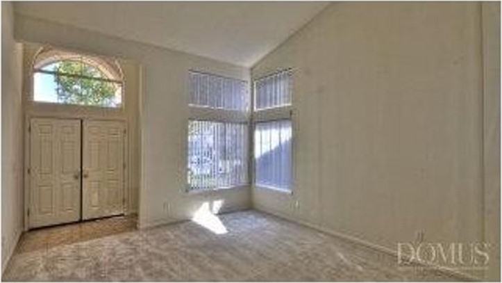 31365 Cape View Dr - Photo 3 of 9
