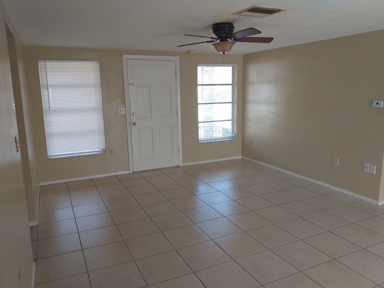 7724 Tyson Dr - Photo 2 of 9