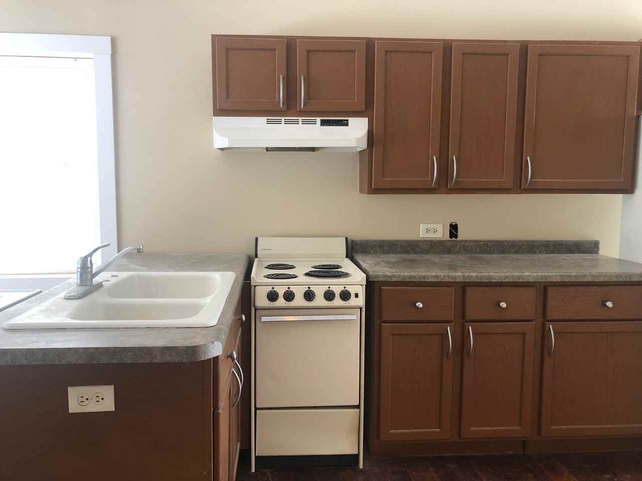 3004 Michael St - Photo 3 of 10