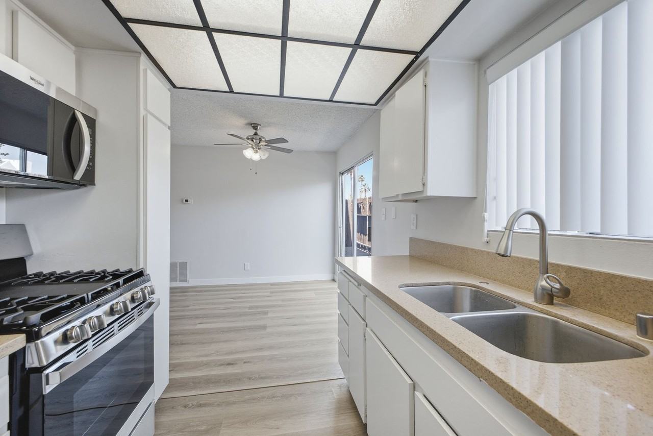 1701 Scott Rd - Photo 7 of 12