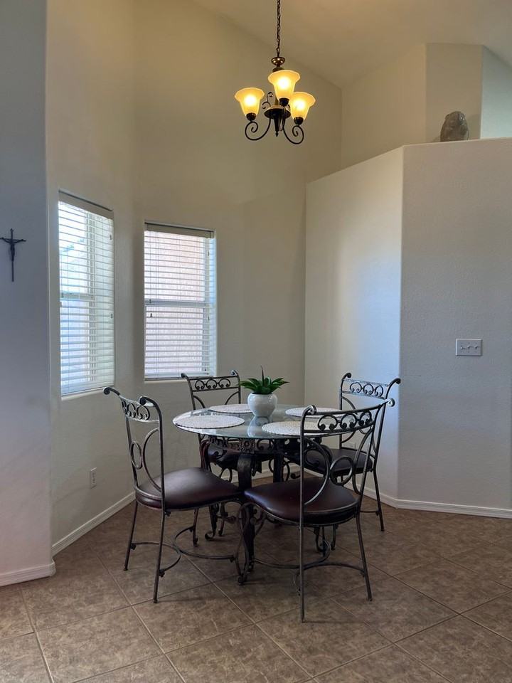 4849 S Calle Del Media - Photo 4 of 10