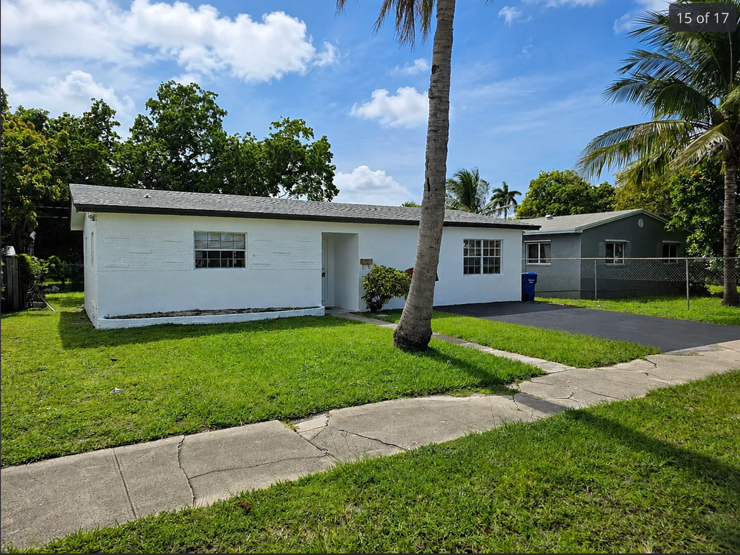 1306 S 29th Ave