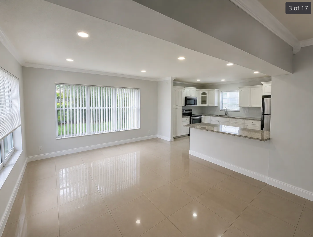 1306 S 29th Ave - Photo 3 of 7
