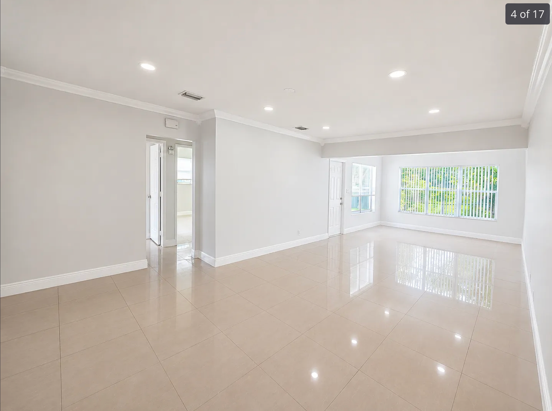 1306 S 29th Ave - Photo 5 of 7