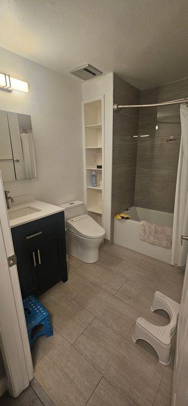 15455 Sherman Way ##14 - Photo 4 of 6