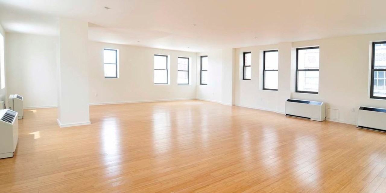 City Trust Apartments - Photo 5 of 6
