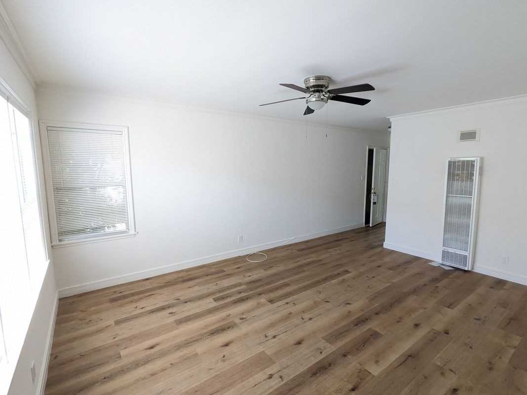 1320 N Martel Ave ##7 - Photo 5 of 16