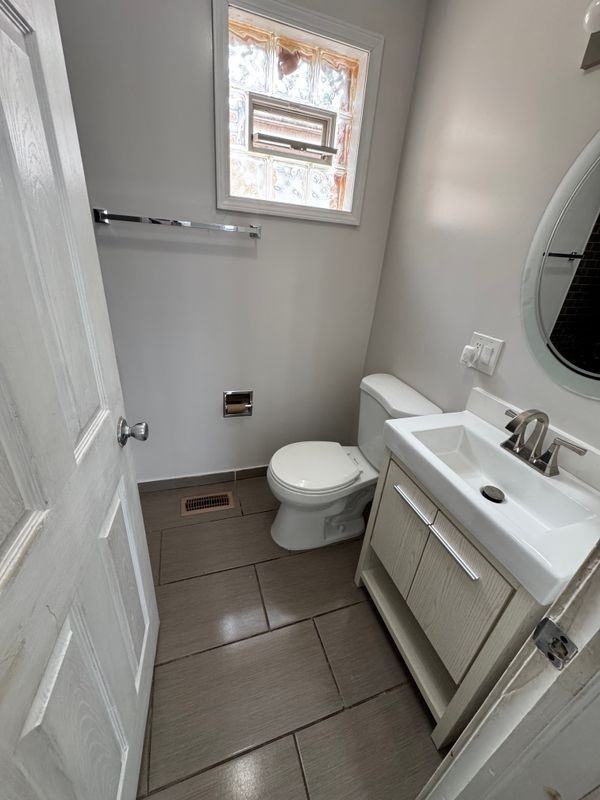5921 S Racine Ave - Photo 4 of 19