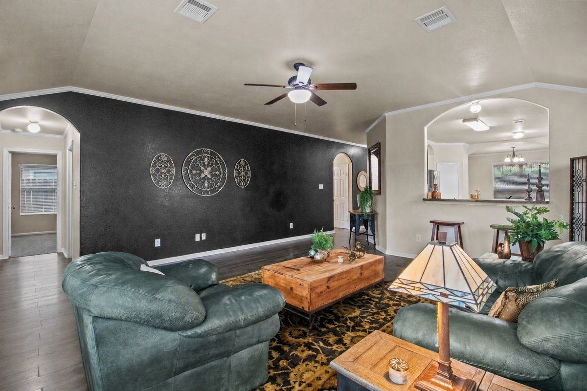301 Turquoise Trade Dr - Photo 4 of 26