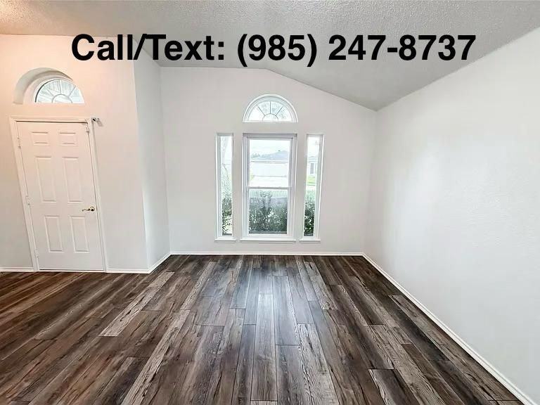 10304 Pondwood Dr - Photo 4 of 17