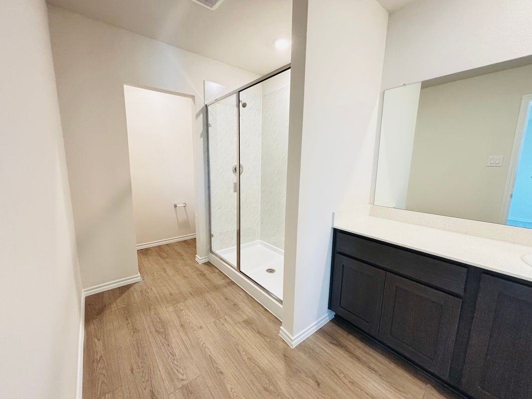 120 Redwood Rd - Photo 5 of 14