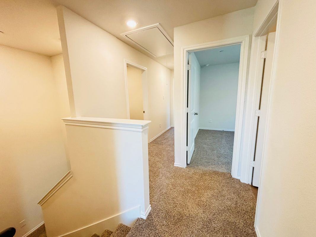 120 Redwood Rd - Photo 7 of 14