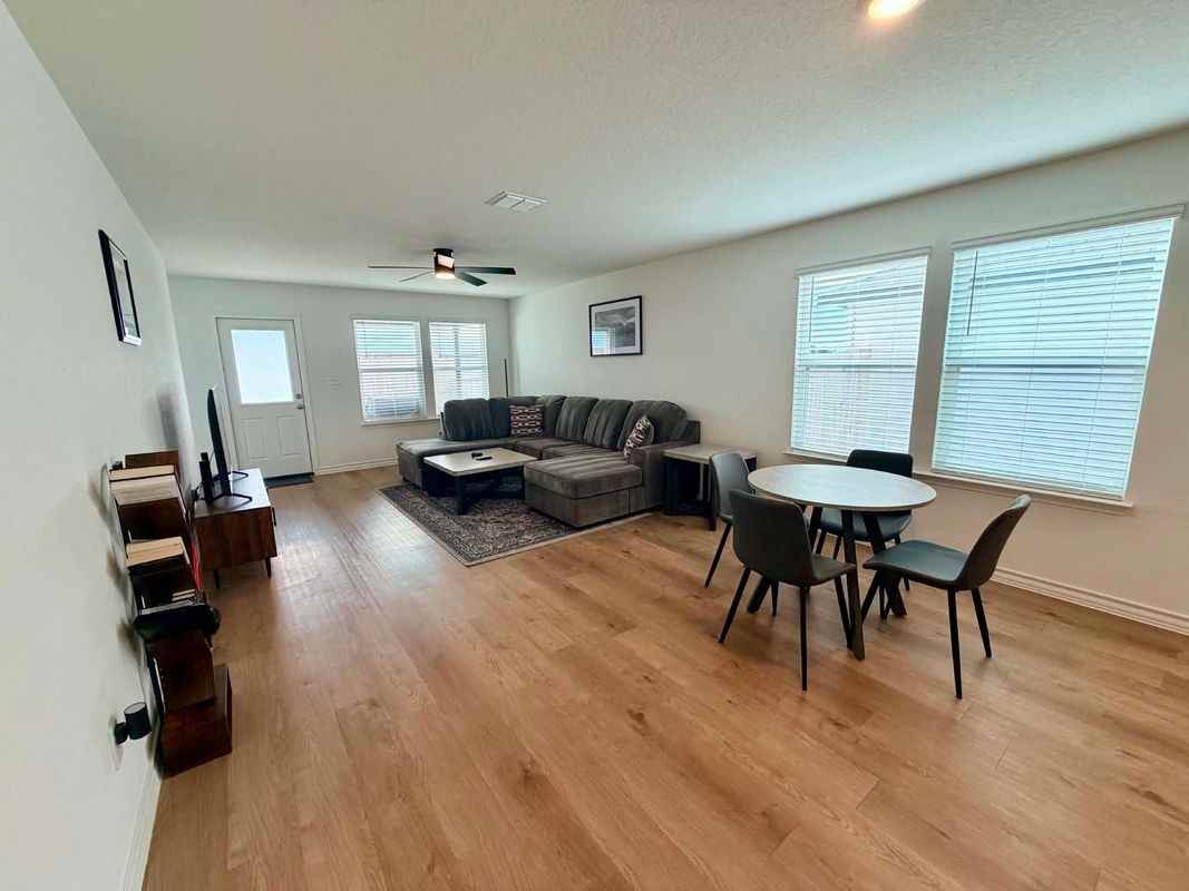 4028 Lily Glade Ln - Photo 7 of 13