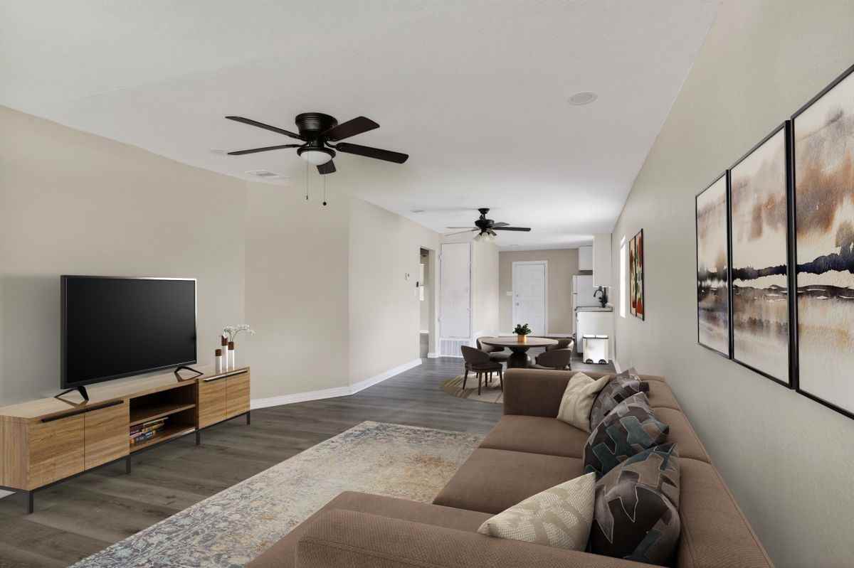 2520 N Hickory St - Photo 3 of 35