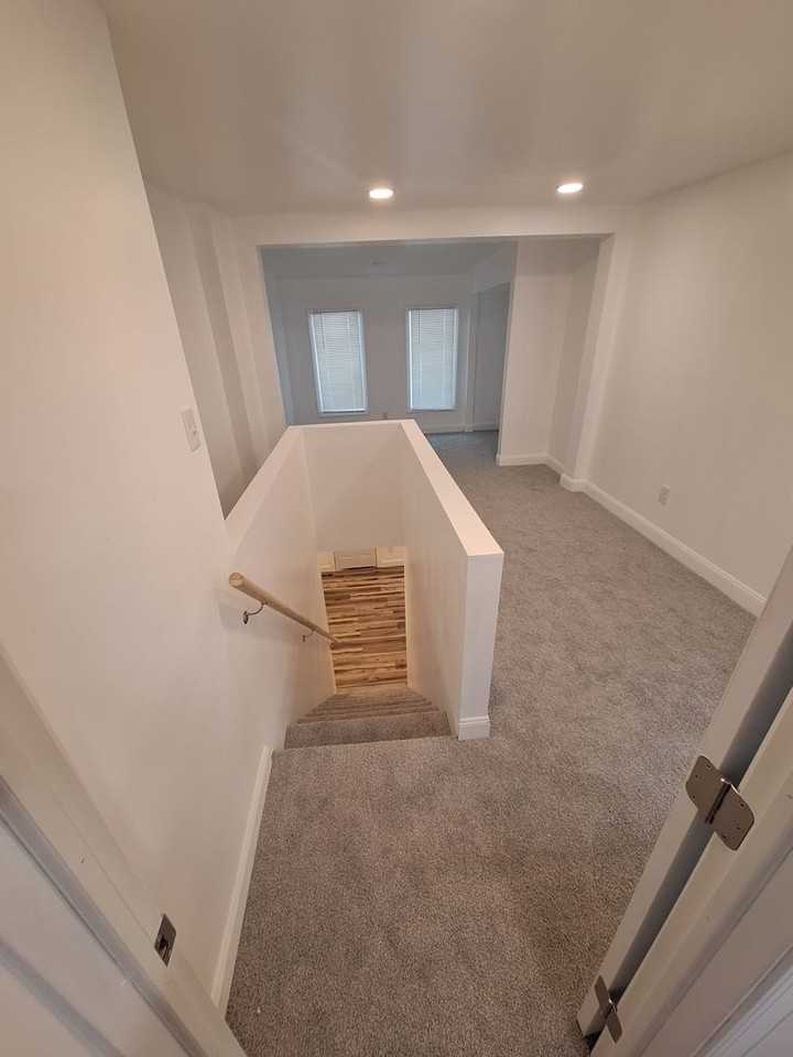 140 Miller Ln - Photo 6 of 11