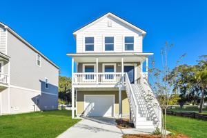 featured image of 2 2 Palmetto Breeze Cir