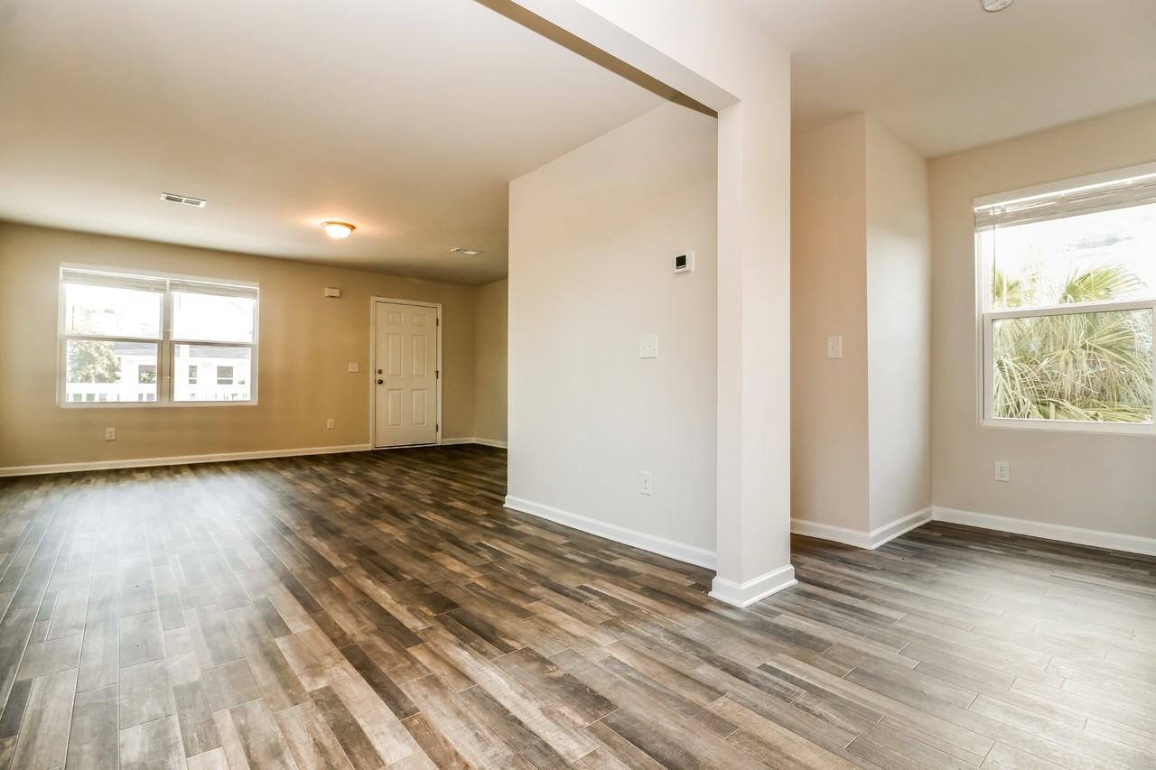 2 Palmetto Breeze Cir - Photo 2 of 15