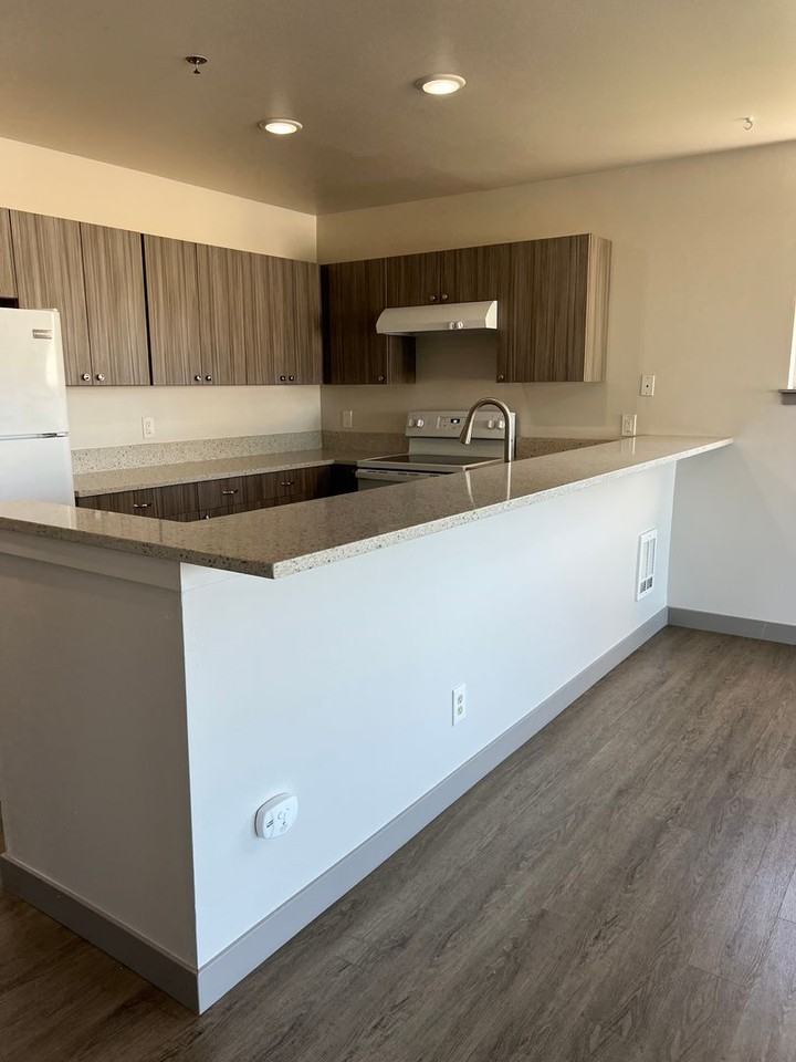 2921 Federal Ave - Photo 6 of 26