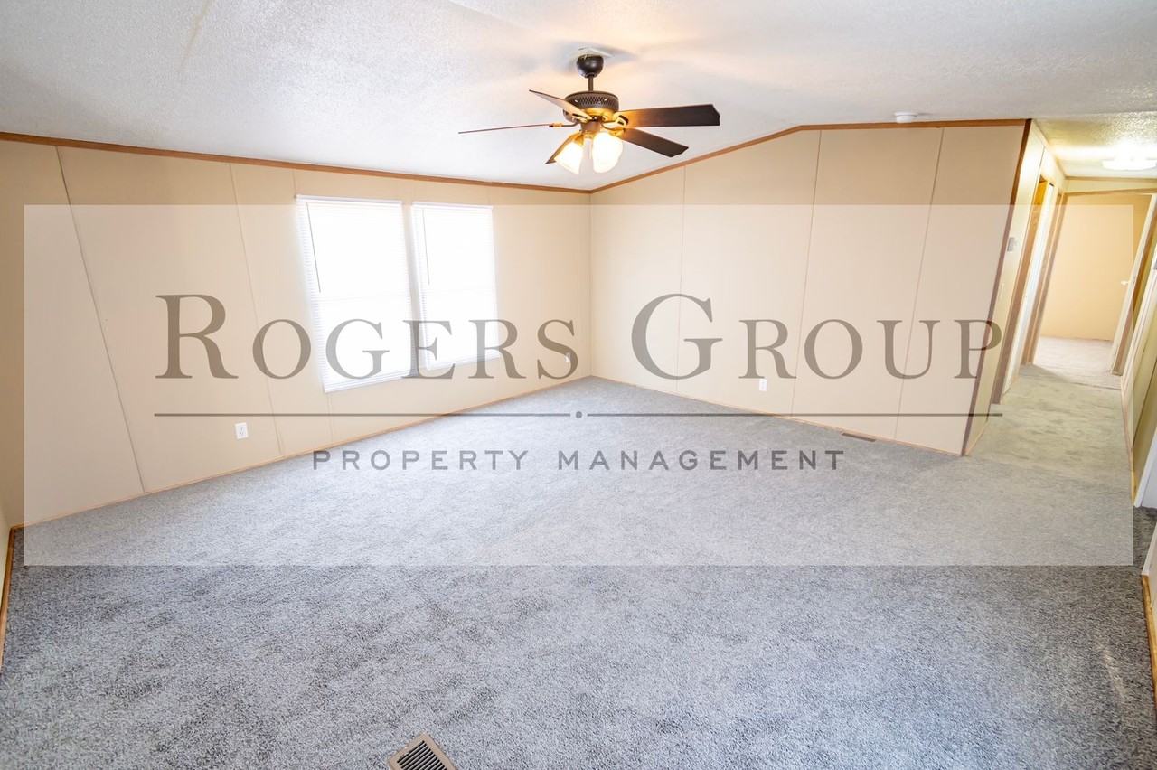 333 Woodlief Rd - Photo 3 of 10