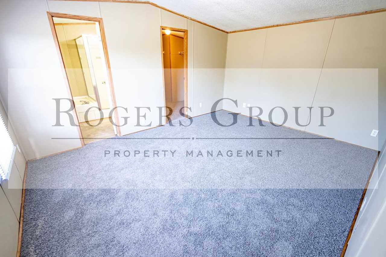 333 Woodlief Rd - Photo 4 of 10