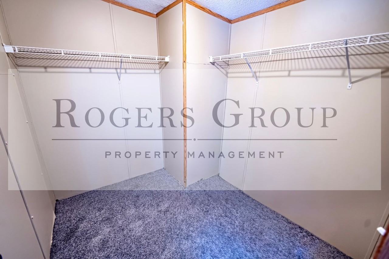 333 Woodlief Rd - Photo 5 of 10