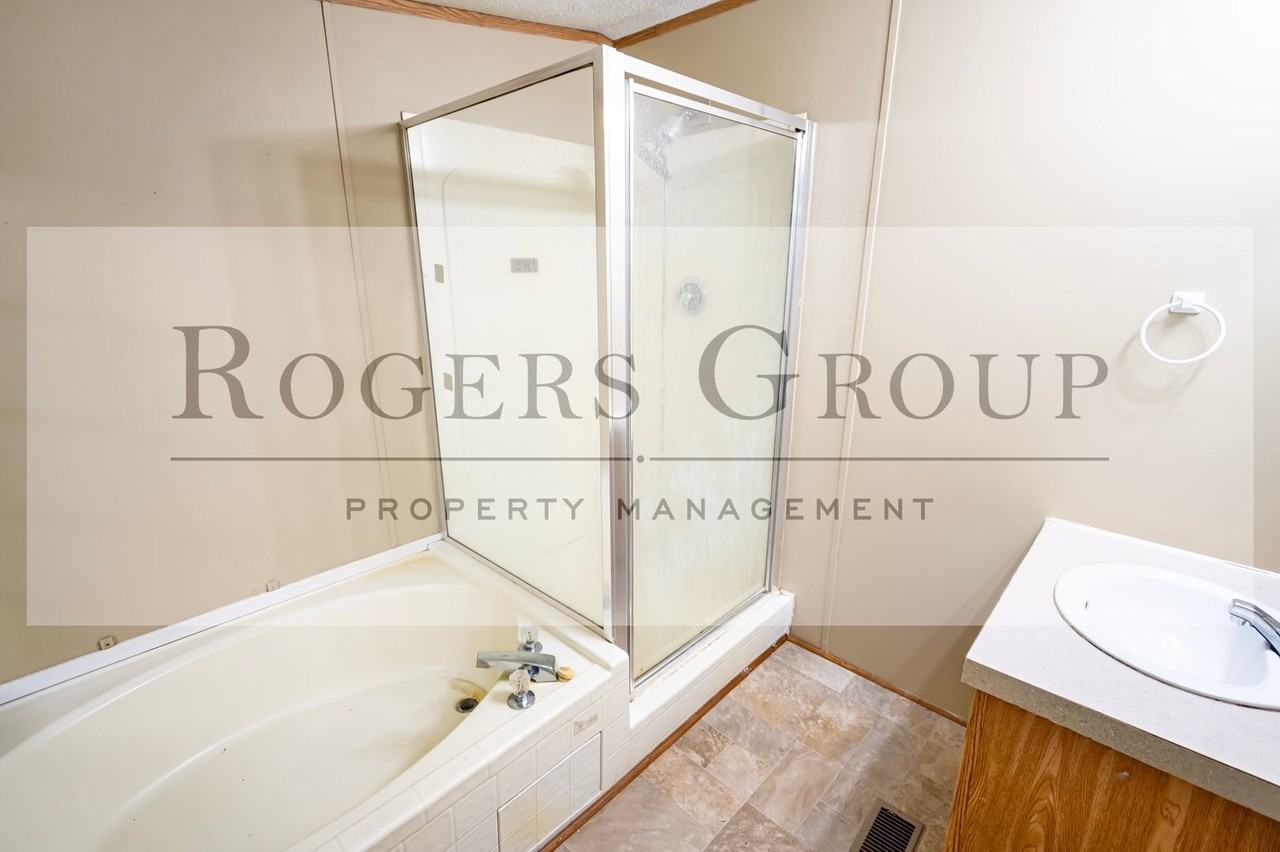 333 Woodlief Rd - Photo 6 of 10