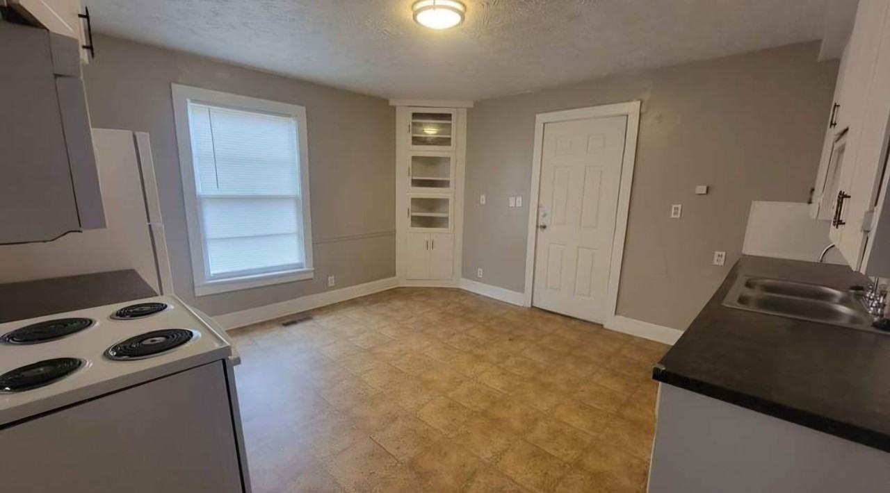 16 N Indianola St - Photo 6 of 12