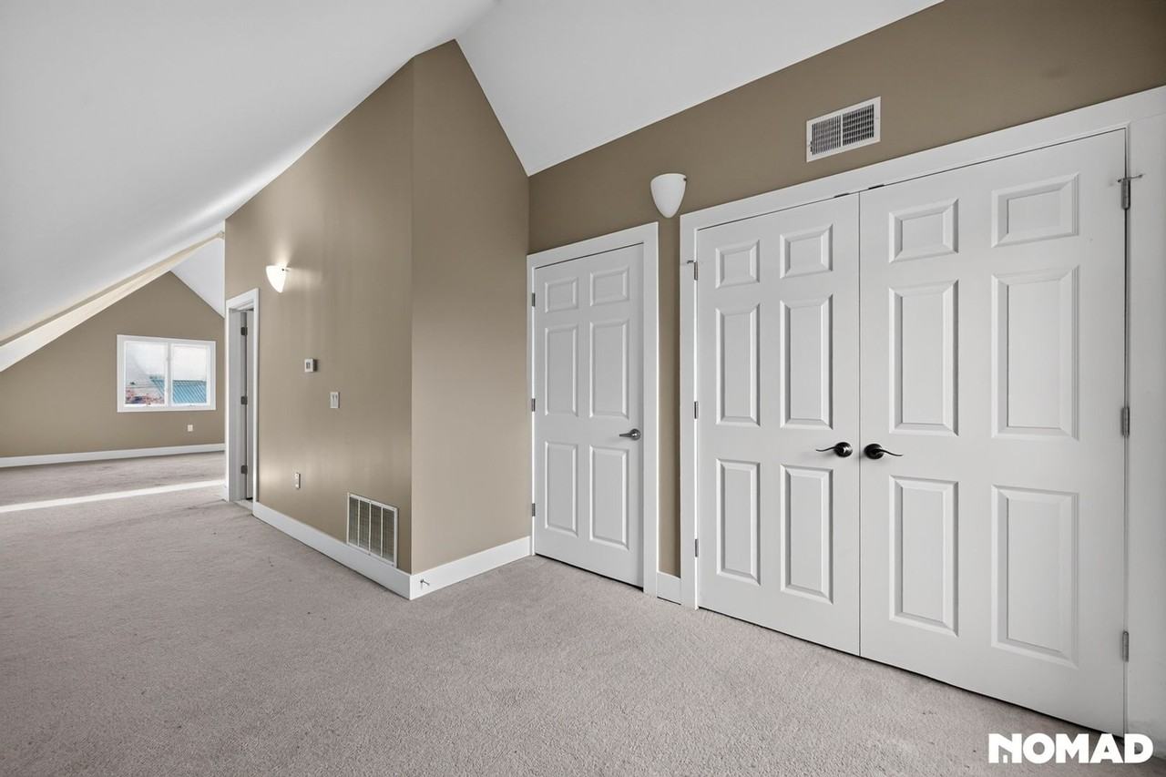 8315 Hilton Rd - Photo 2 of 47