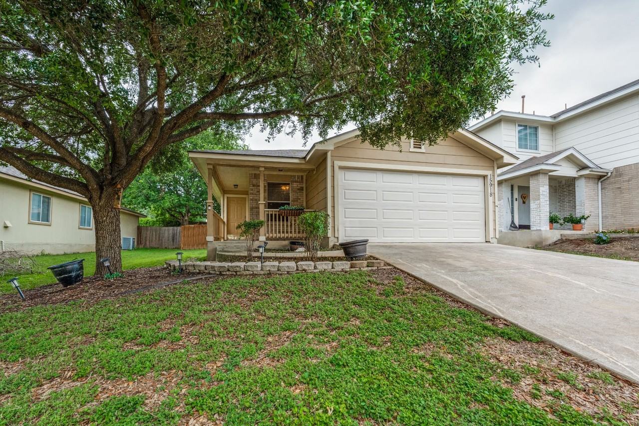 15918 Gino Park