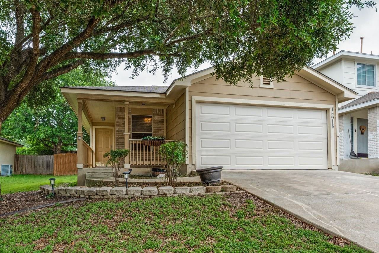 15918 Gino Park - Photo 2 of 25