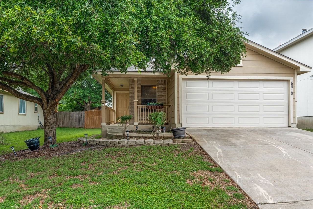 15918 Gino Park - Photo 4 of 25