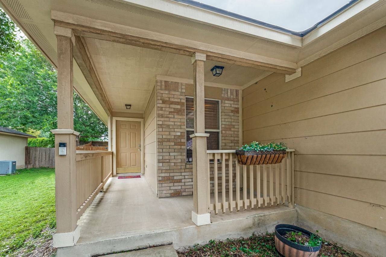 15918 Gino Park - Photo 5 of 25