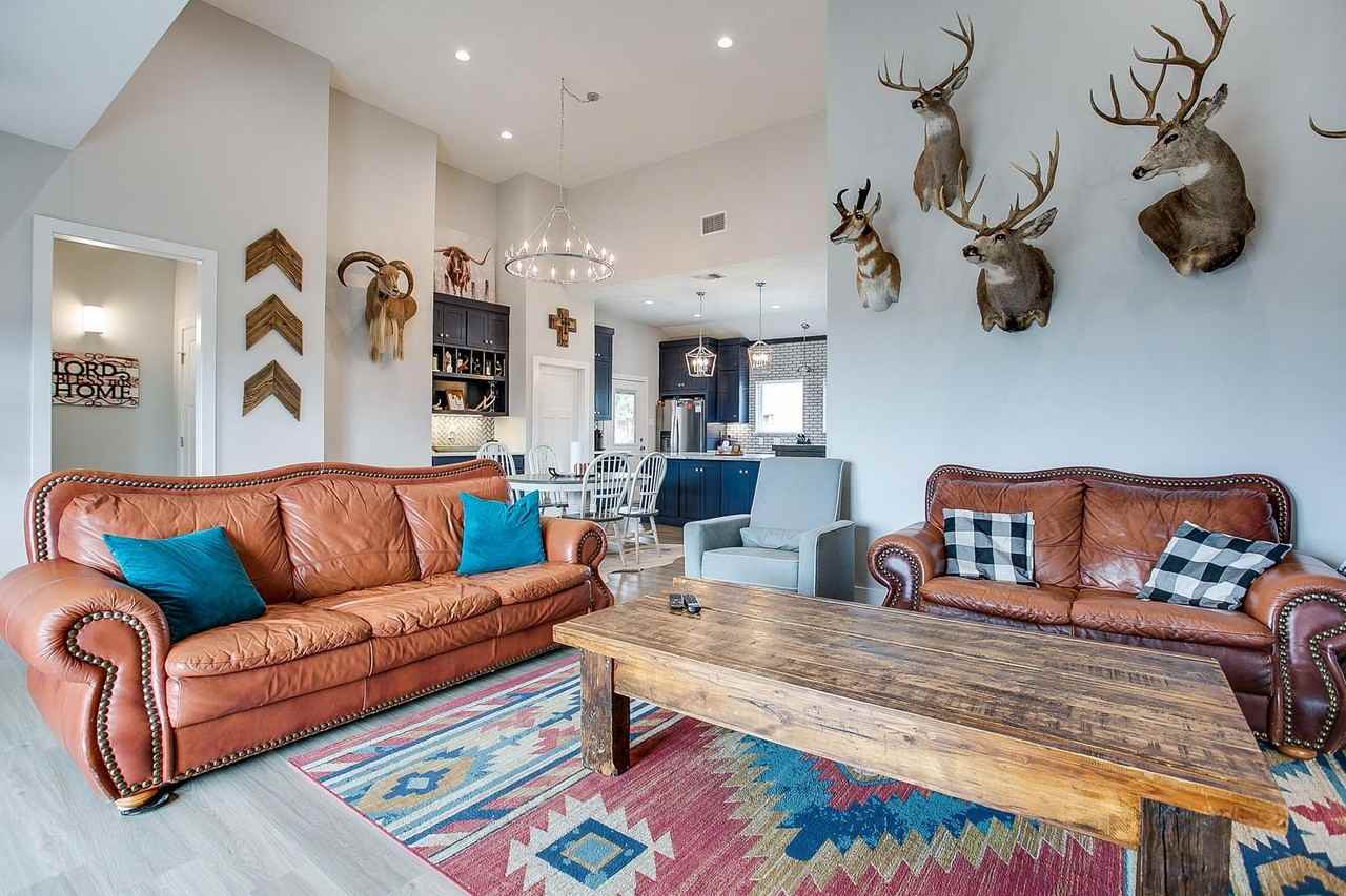 2610 Oak Hills Trl - Photo 5 of 27