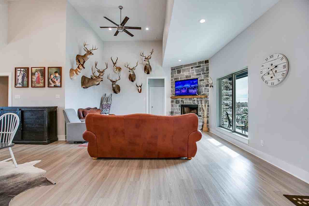 2610 Oak Hills Trl - Photo 7 of 27