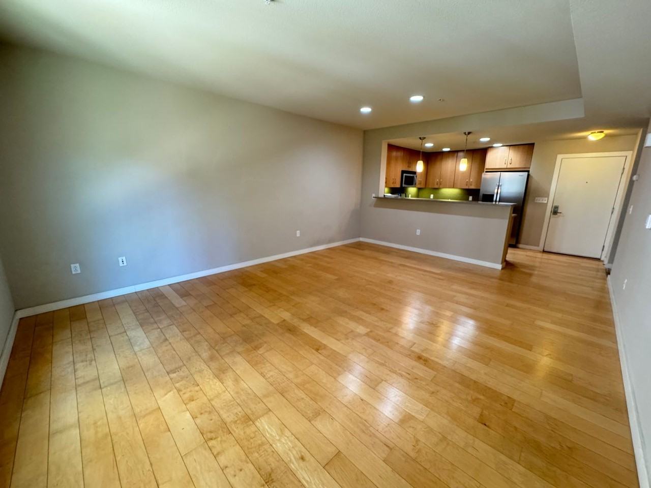1511 Jefferson St #218 - Photo 2 of 11