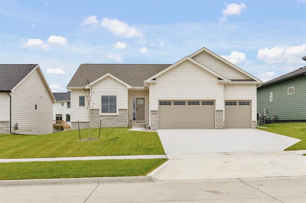 1410 Nw Linda Ln