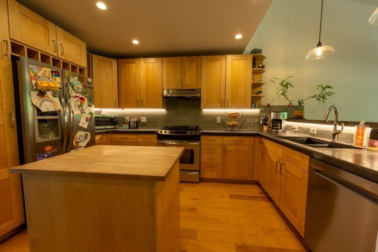 121 Four Seasons Way - Photo 3 of 19