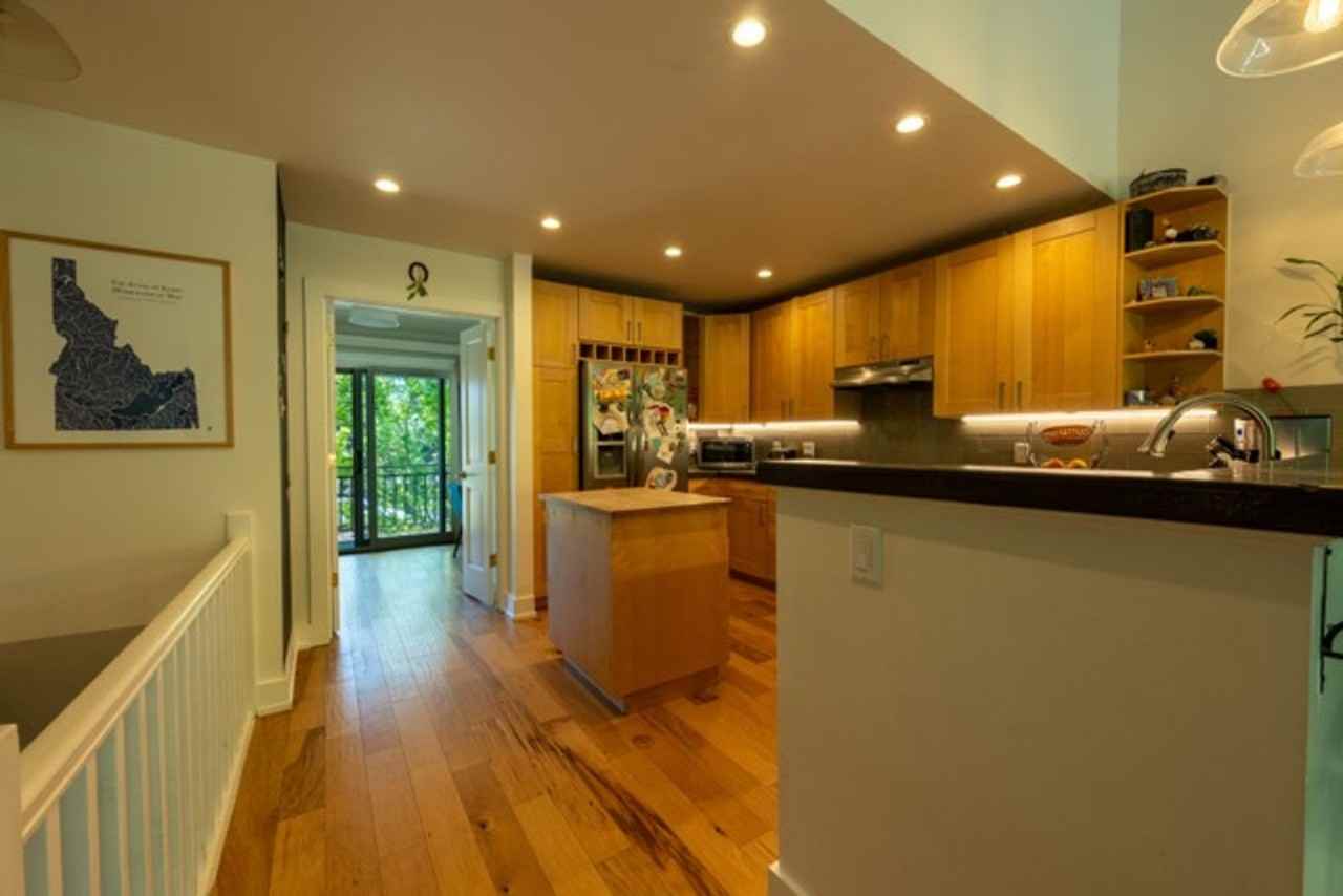 121 Four Seasons Way - Photo 5 of 19
