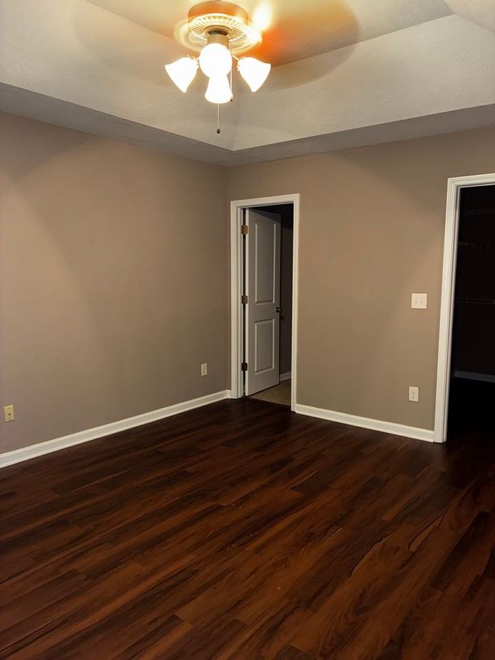 1904 Aspen Green Way - Photo 2 of 10