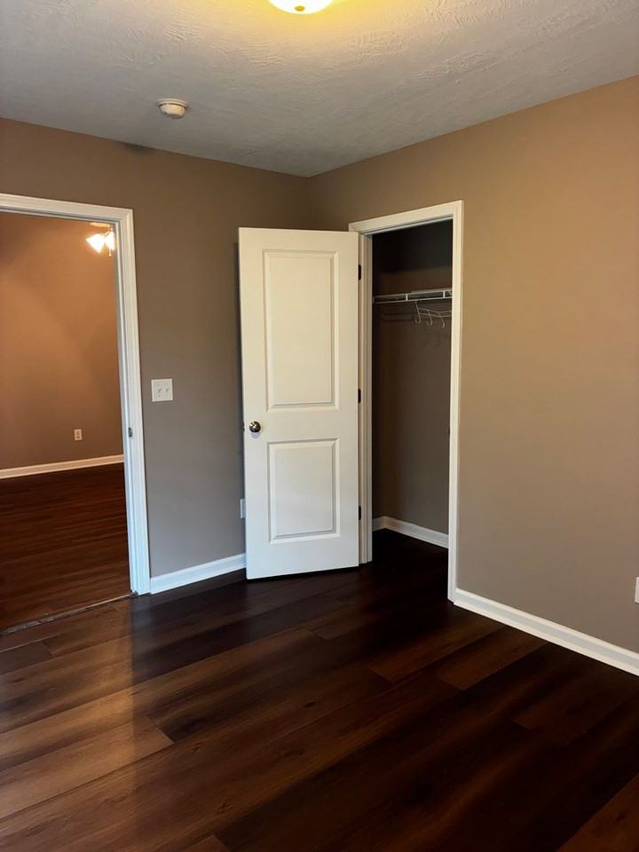 1904 Aspen Green Way - Photo 4 of 10